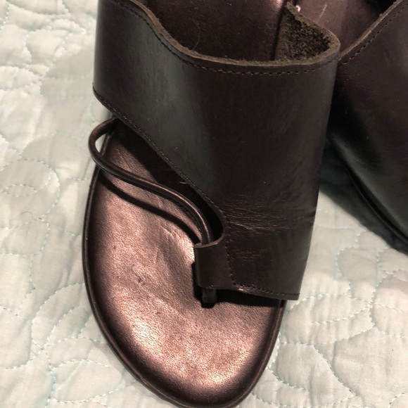 MATISSE LEATHER ITALIAN Made Sandal by - Picture 4 of 12